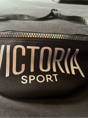 NWOT Black Holographic Zip Waist Bag